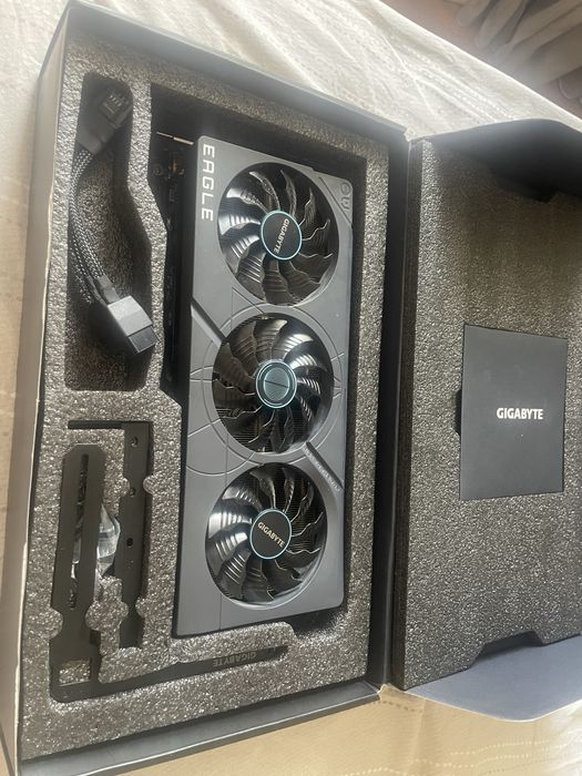 Видеокарта GeForce 4070TI