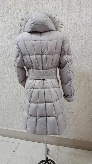 Пальто зимнее с мехом