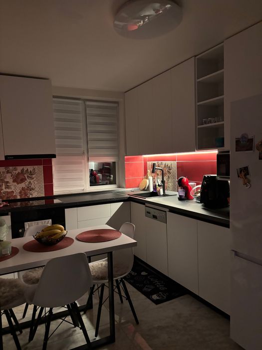 Vând apartament !