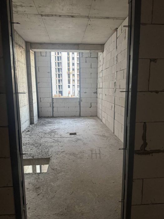 Bodomzor Dream House 2 xonali kvartira sotiladi kvadratini 1030$ dan