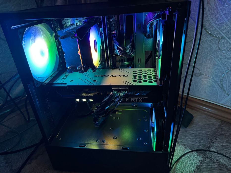 Продам компьютер.