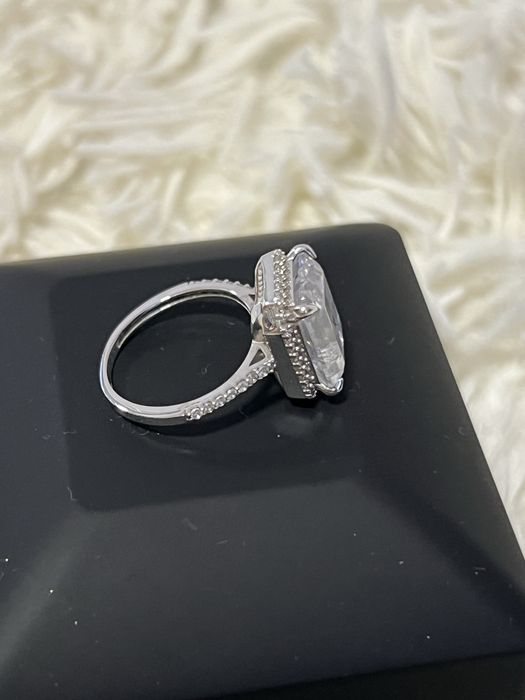 Inel de logodna superb