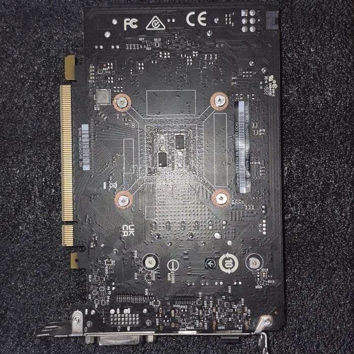 Видеокарта Gtx 1650 в отлично състояние 4GB