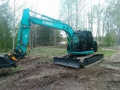 Dezmembrez excavator Kobelco 135 SR LC, SK135SR LC, SK140SR LC – piese