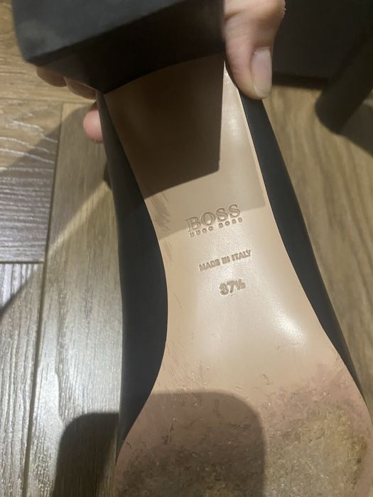 Поодпм туфли лодочки Hugo Boss, оригинал!