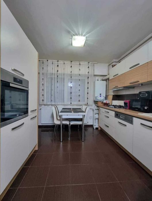 De vanzare apartament Fiald
