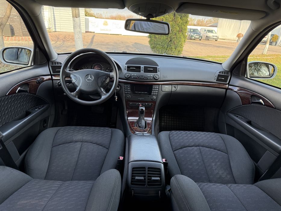 Mercedes E220, 2.2 diesel 150 CP, 09.2003, AUTOMAT, R.A.R efectuat ! RATE 550 RON/luna