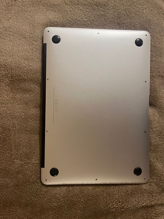 MacBook Air 13” 2015 | 8GB RAM | 128GB SSD