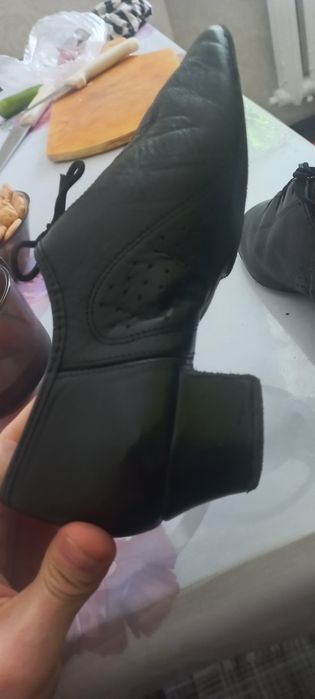 продам танцевальные туфли
