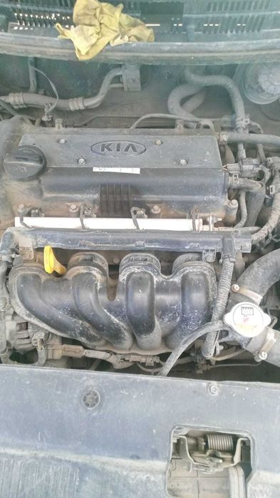 Двери Кио Рио серебро Крыша крылья капот багажник панель балка