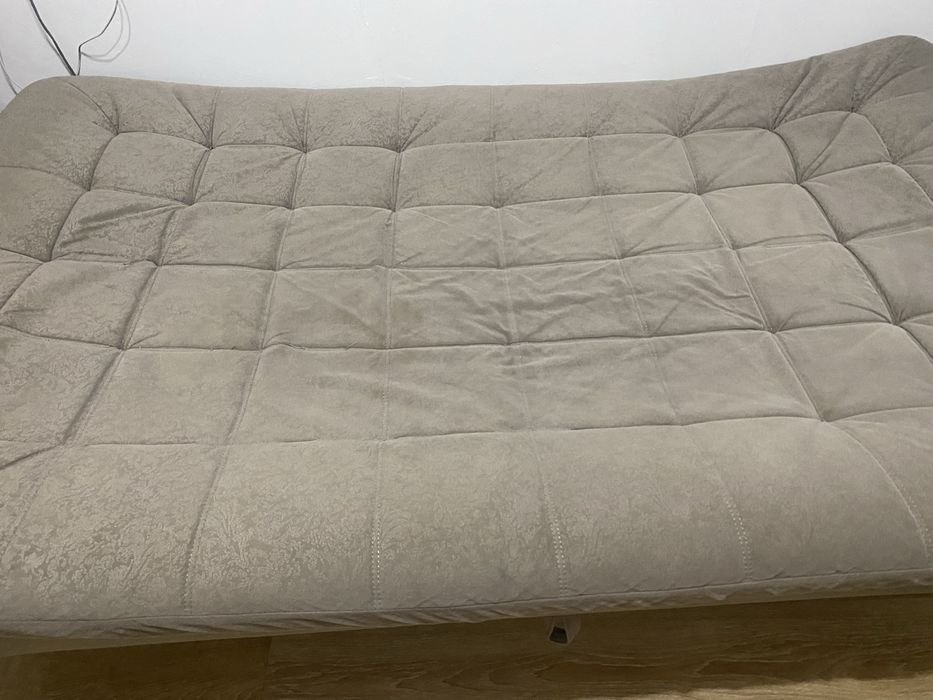 Диван в хорошем состоянии