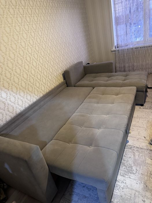 Диван угловой серый