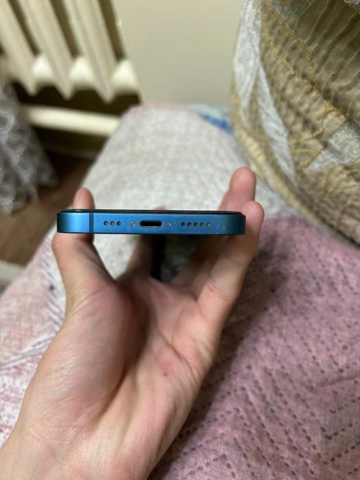 iPhone 13 с гарантией