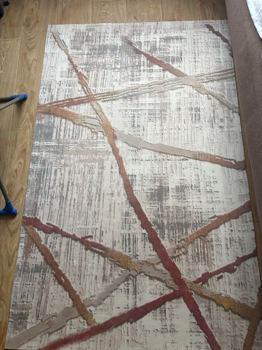 Продам коврик метражный размер 140 ширина длина 80