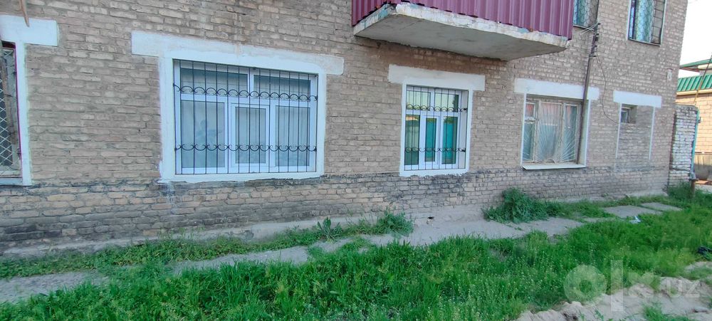 1/1/2 квартира Чирик базар 1-этаж продается