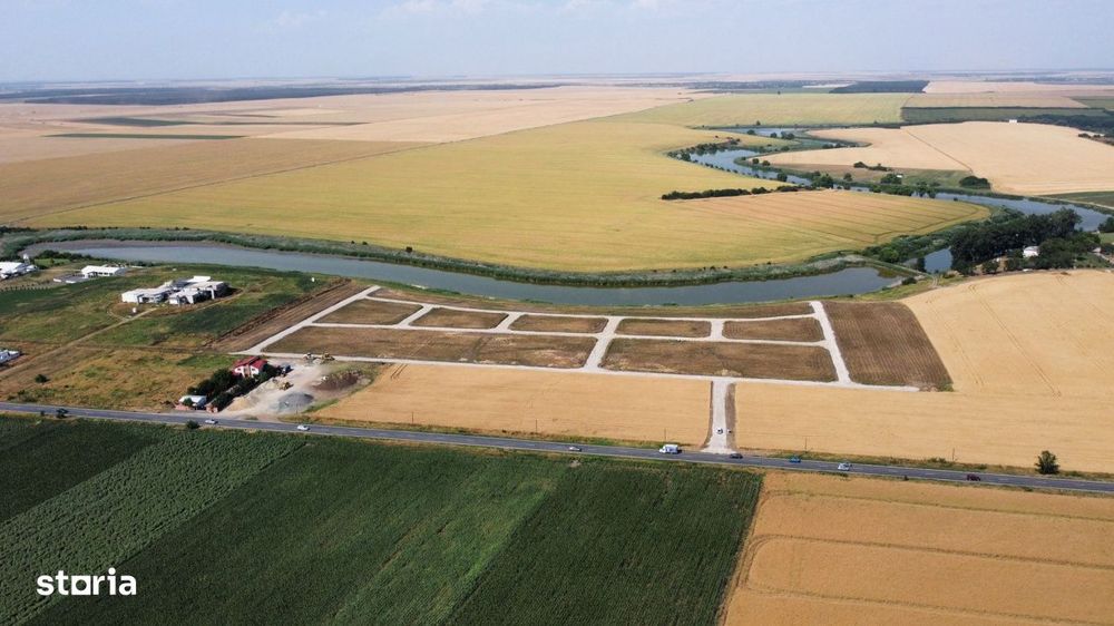 Teren Intravilan In Rate in Frumusani | utilitati: gaz, curent | #RG1