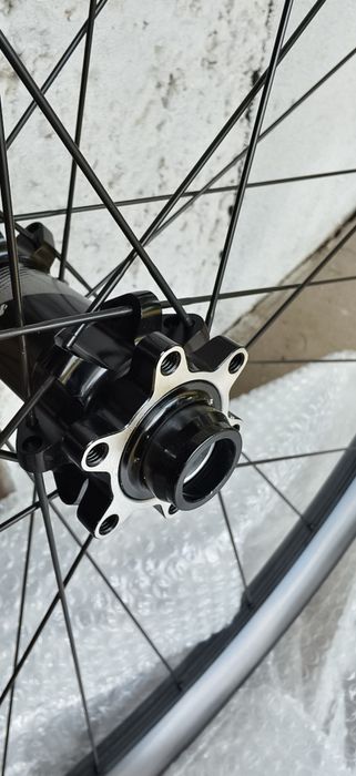 Карбонова предна капла Lapierre LP Carbon AM 29´ Boost  Disc Tubeless MTB front wheel