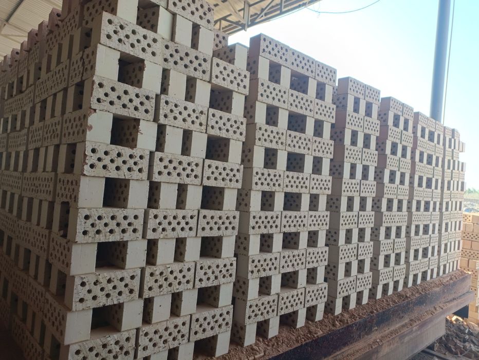 Termos Gʻisht гишт пишган кирпич