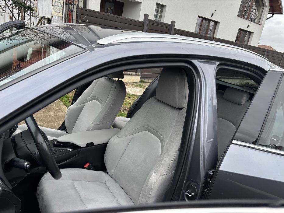 Lexus UX250h hybrid 2021 2.0 -automat, stare excelenta