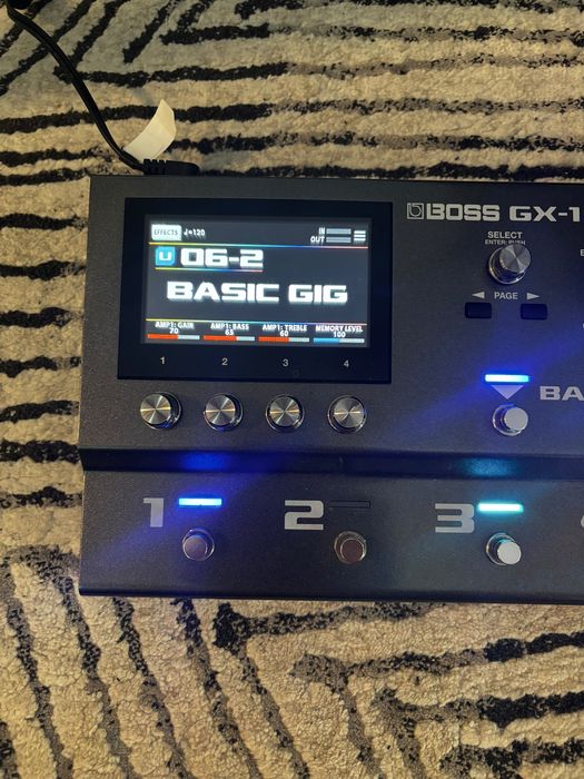 Vand procesor de chitara Boss GX 100