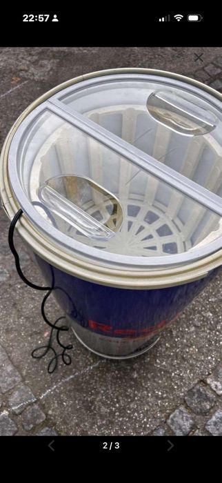 Рекламен хладилник РедБул