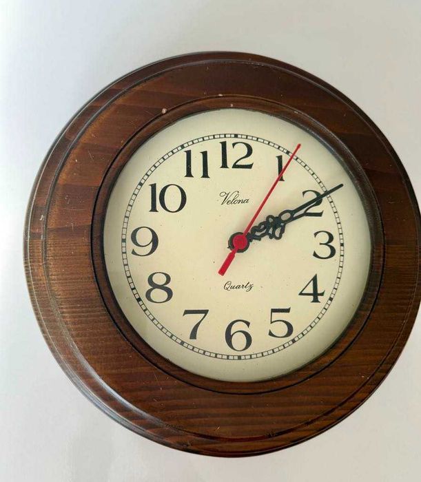 Винтидж дървен часовник с кварцов механизъм