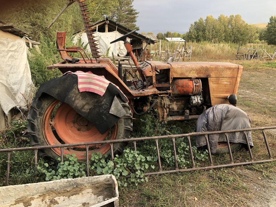 Трактор Т-25