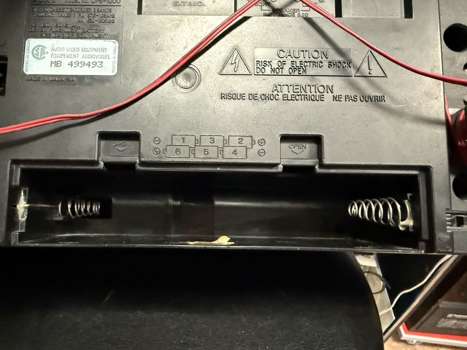 Sony CFS-1000 магнитола.