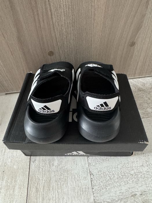 Детски сандали Adidas