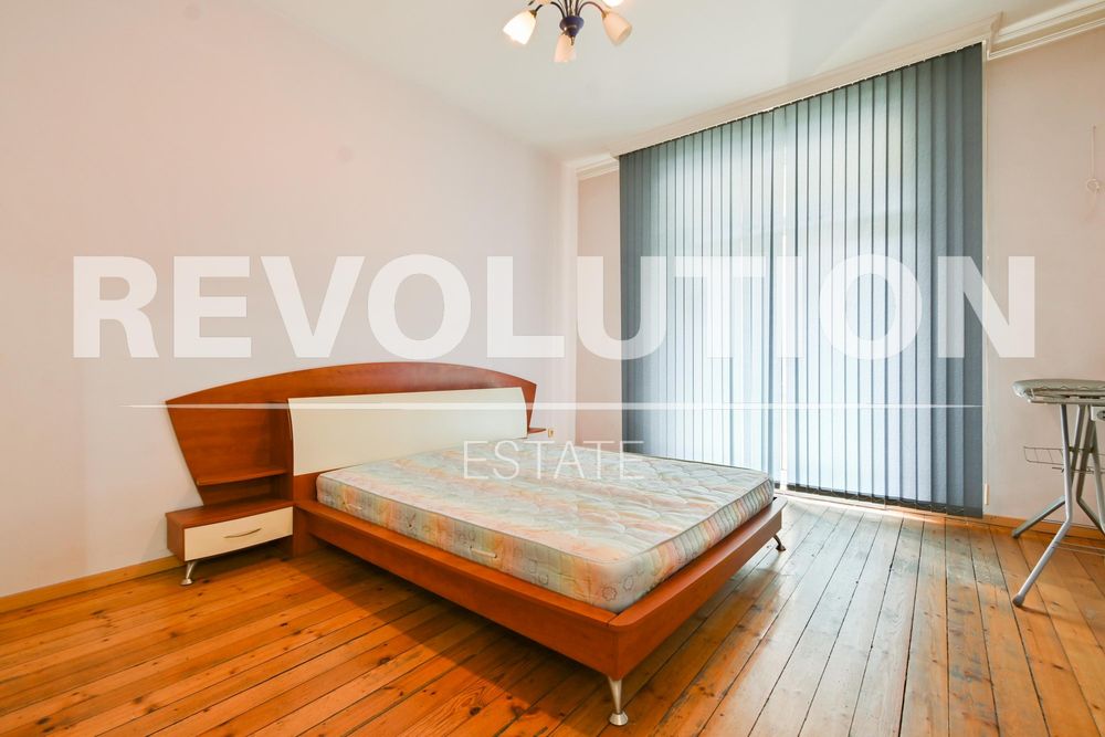 Дава се под наем Двустаен апартамент в София, Център - 80 кв.м за 600 € - Снимка #1