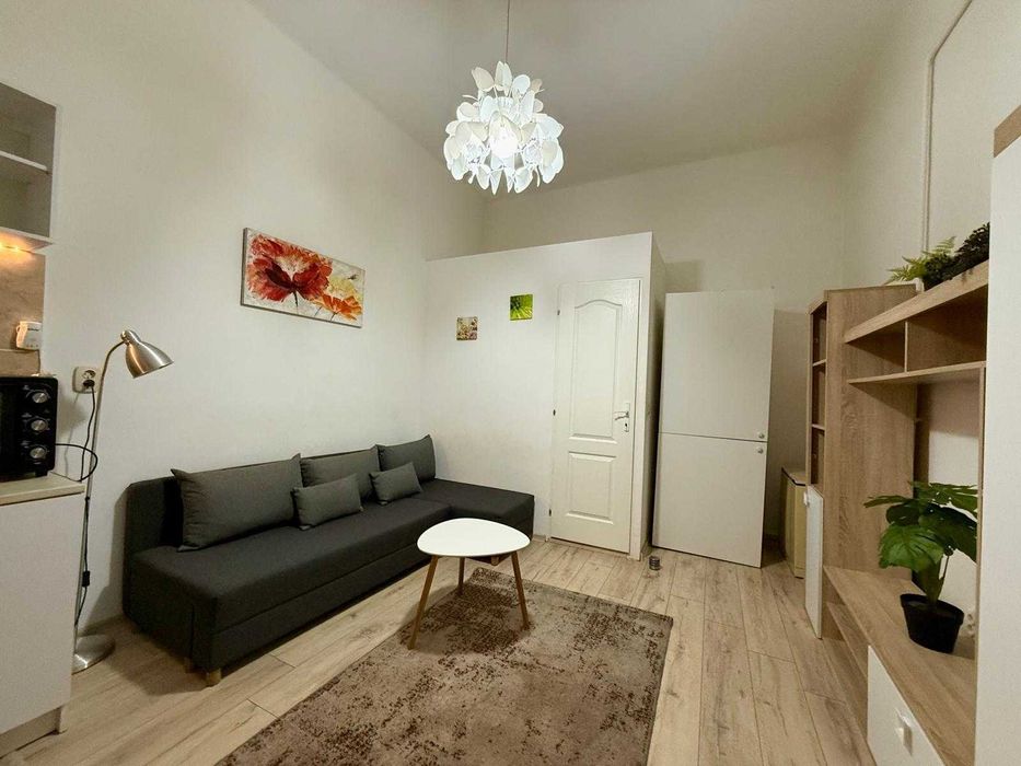 Persoana fizica inchiriez garsoniera in zona ultracentrala