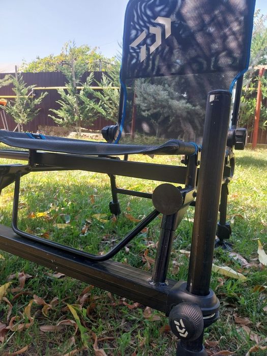 Vînd  scaun  daiwa n zon  Feeder