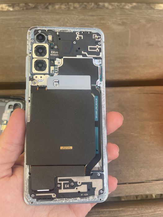 Отдам самсунг на запчасти