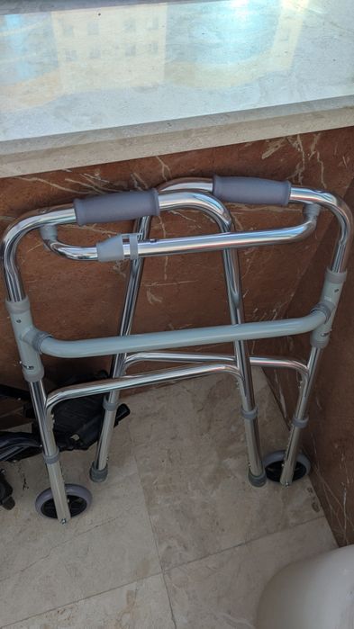 Ходунки складные