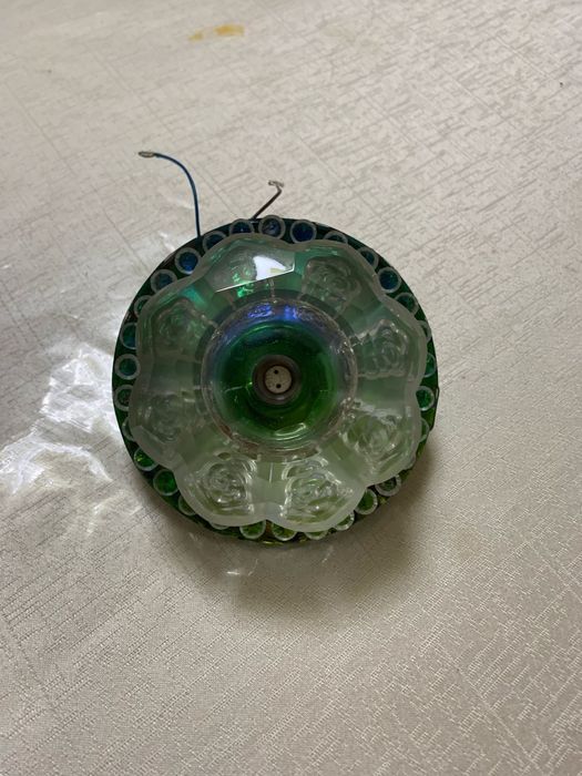 Продам сафиты/люстры