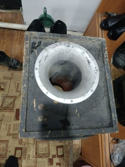 Продаю саббуфер в рабочем состояний