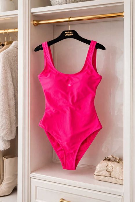 цикламен цял бански на шанел chanel дамски размер с нов топ розов