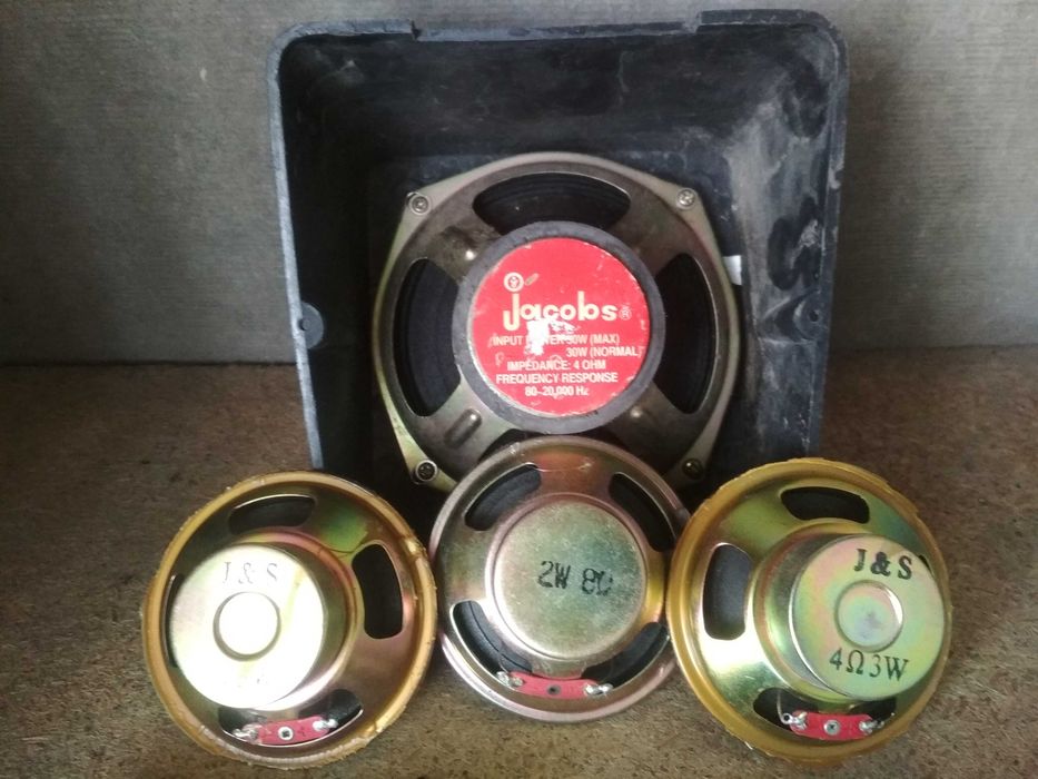 Динамики для магнитолы магнетафона