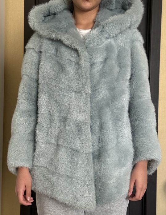 Шуба норковая серо-голубая