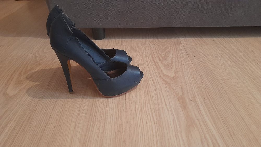 Продам туфли женские, новые