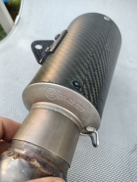 LeoVince LV 10 Carbon