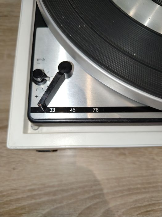 Грамофон Dual 1214 HiFi