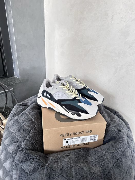 Adidas Yeezy Boost 700 Wave Runner