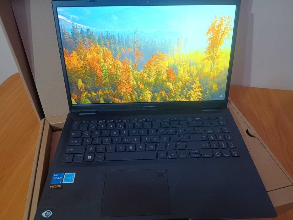 Laptopul ASUS ExpertBook B1502CBA Intel Core i5-1235U 8GB RAM