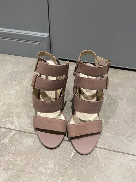 Новые туфли, 37 размера,Basconi