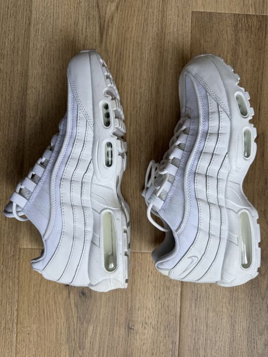 Nike Air Max 95 Essential