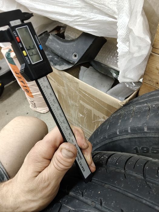 Резина 195/65R15