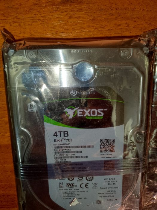 Жосткий  Диск новый