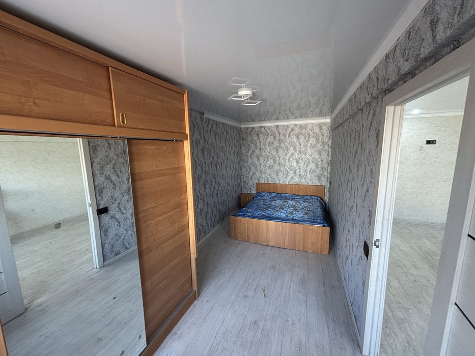 Сдаю квартиру  на 21 мкр