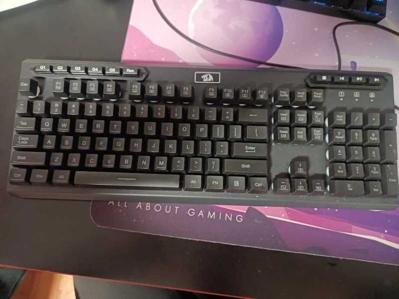 Tastatura Redragon Aditya RGB